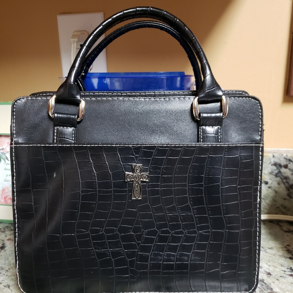 Black Bible cover size Lg